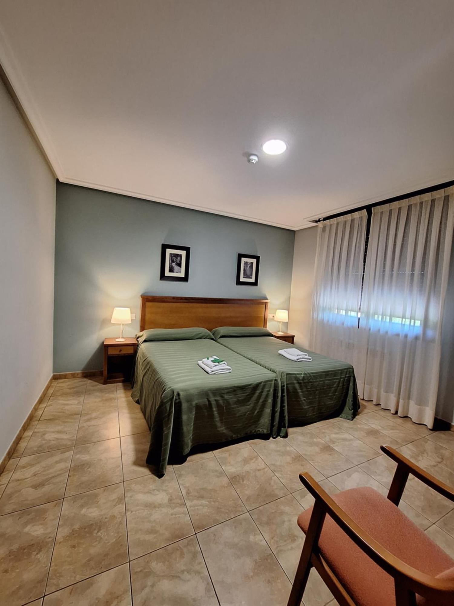 Hostal Europa San Roque del Acebal Exteriör bild