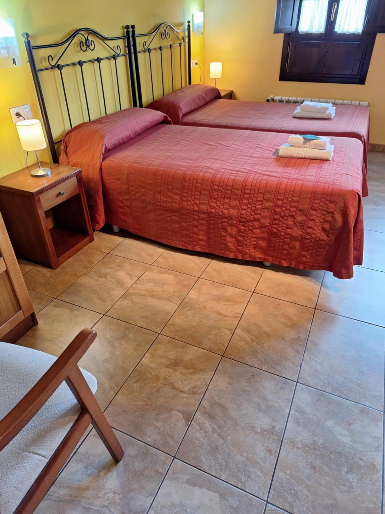 Hostal Europa San Roque del Acebal Exteriör bild
