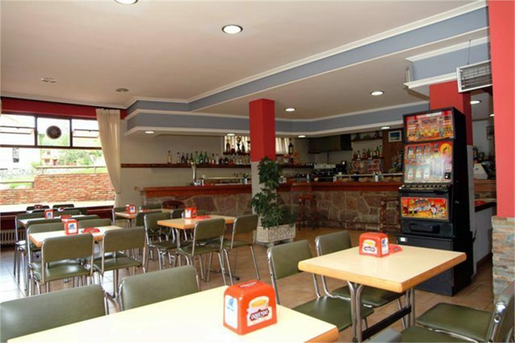 Hostal Europa San Roque del Acebal Exteriör bild