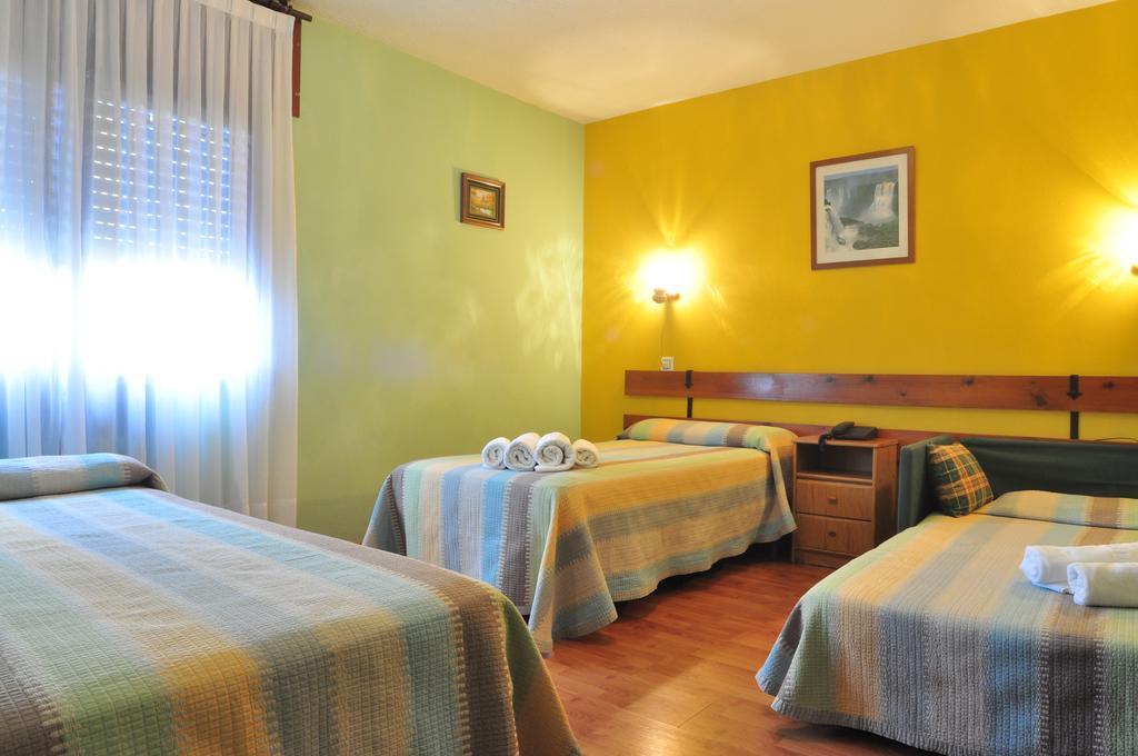 Hostal Europa San Roque del Acebal Exteriör bild