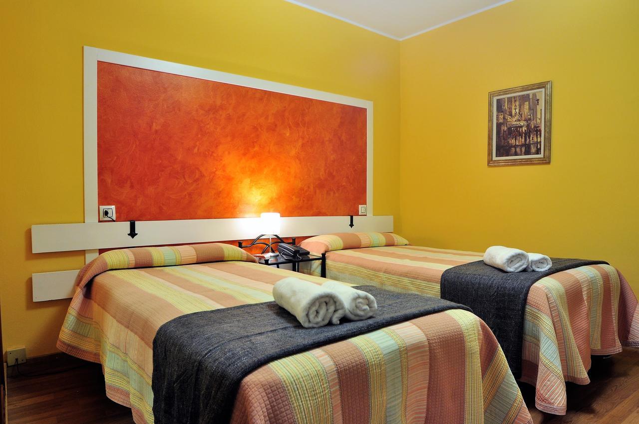 Hostal Europa San Roque del Acebal Exteriör bild